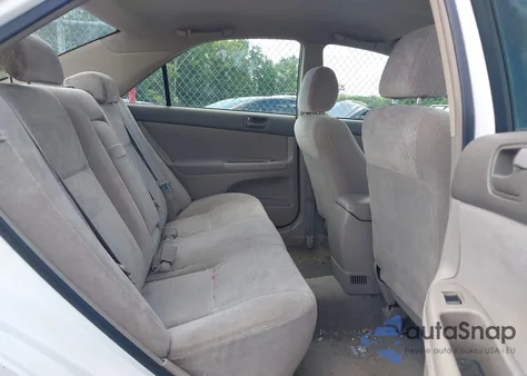 2002 Toyota Camry Le/Xle/Se из США, поврежденный, VIN JTDBE32K520035985